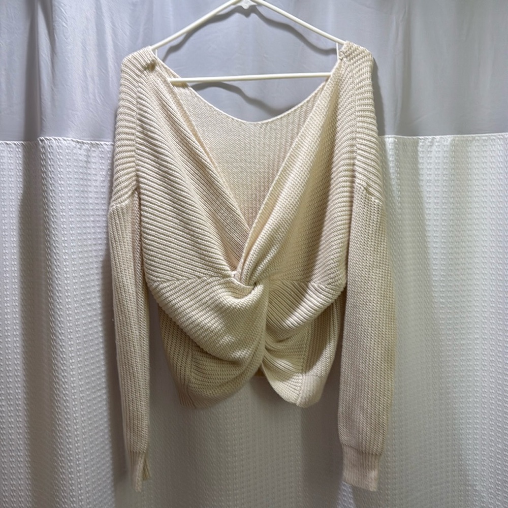 Adorable Sweater!!